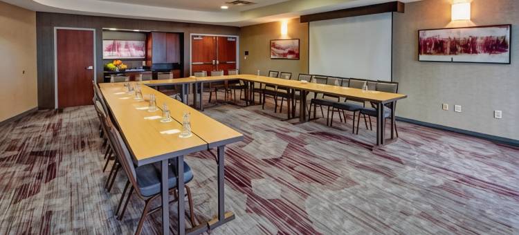 孟菲斯南海文万怡酒店(Courtyard Memphis Southaven)图片