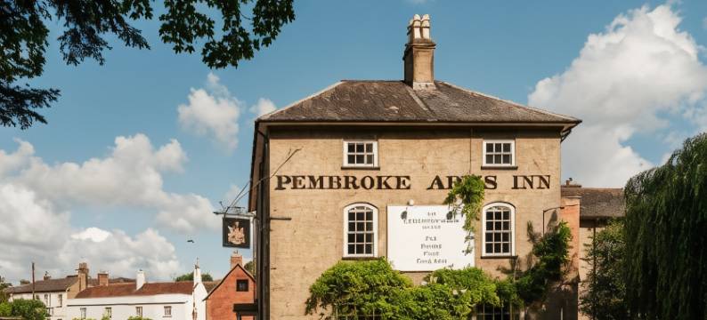 彭布罗克阿姆斯酒店(The Pembroke Arms)图片