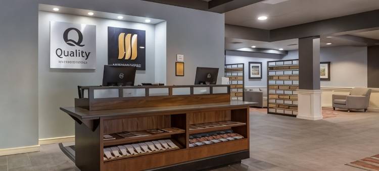 MainStay套房列克星敦I-75(MainStay Suites Lexington I-75)图片