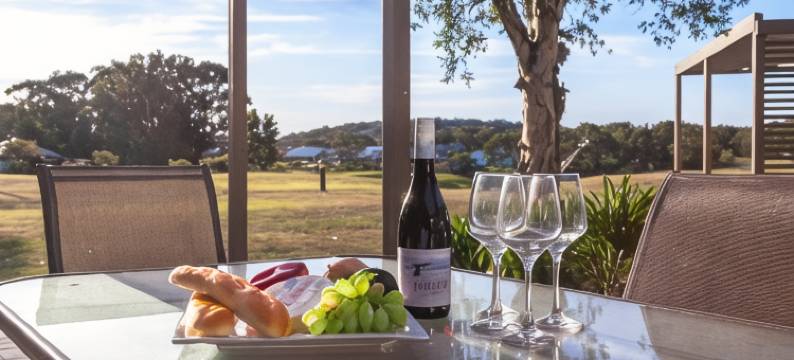 新南威尔士萨拉曼德湾地平线高尔夫度假村 105 号公寓式客房酒店(Condo 105 @ Horizons Golf Resort - Salamander Bay Nsw)图片