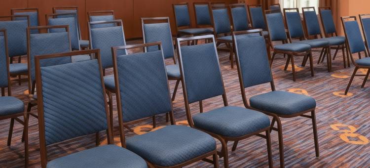 匹兹堡蒙罗维尔万怡酒店(Courtyard Pittsburgh Monroeville)图片