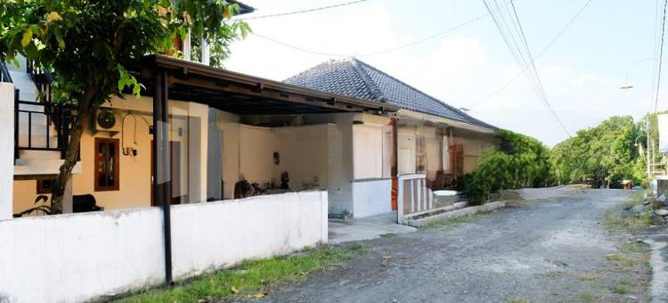 Danesty Homestay Sedayu near Universitas Mercu Buana Yogyakarta RedPartner图片
