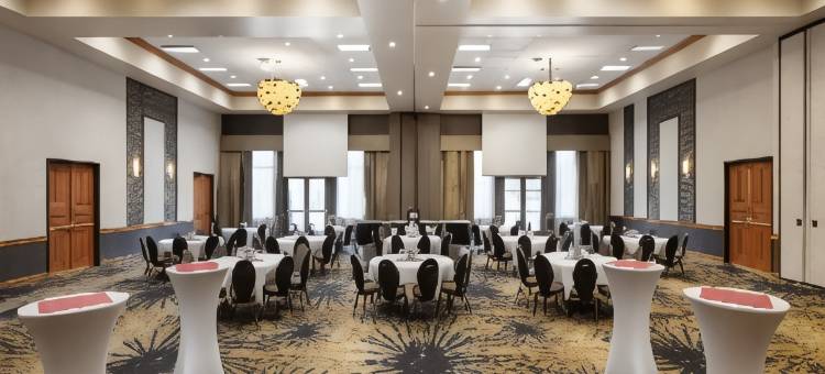 布里奇伍德度假贝斯特韦斯特精品酒店(Best Western Premier Bridgewood Resort Hotel)图片