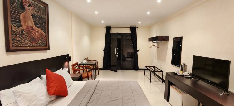 奥古斯塔佩拉布汗酒店(Augusta Pelabuhan Ratu Hotel)图片