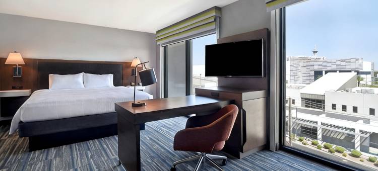 拉斯维加斯会议中心欢朋套房酒店(Hampton Inn & Suites Las Vegas Convention Center)图片
