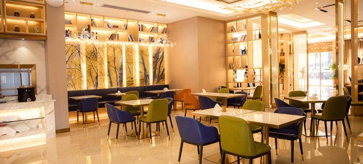 朵拉国际酒店(深圳低碳城地铁站店)图片