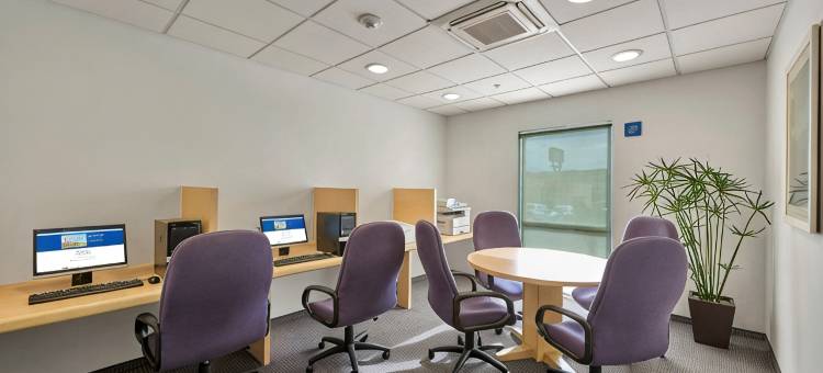 图斯特拉-古铁雷斯波利福鲁姆万豪城市快捷青年酒店(City Express Junior by Marriott Tuxtla Gutiérrez Poliforum)图片