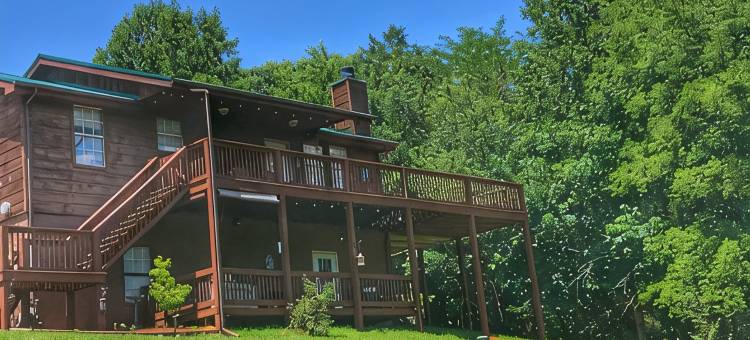 查看优惠！大烟山木屋(小鸽子河畔，山景)- 230条好评(See Offers! Smoky Mt Cabin on Little Pigeon River w/ Mt View - 230 Great Reviews)图片