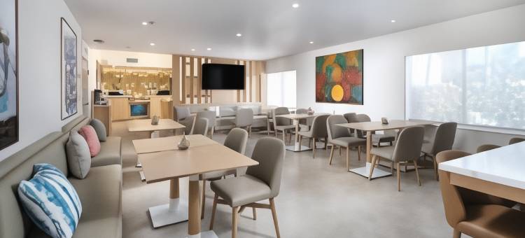 图森商城舒适套房酒店(Comfort Suites at Tucson Mall)图片