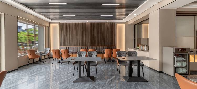 如家睿柏·云酒店(济宁梁山水浒商贸城店)图片