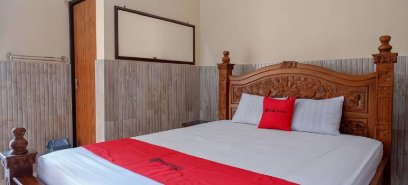 红多兹酒店-近洛卡维萨塔巴图拉登(RedDoorz Near Lokawisata Baturaden)图片