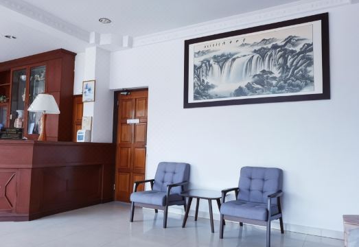 Champcity HotelHotel Overview