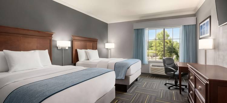 都柏林拉昆塔温德姆套房酒店(La Quinta Inn & Suites by Wyndham Dublin)图片