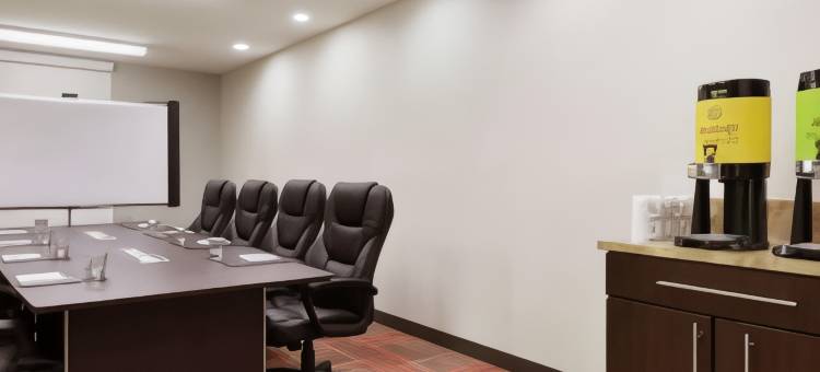 佛罗里达市希尔顿惠庭酒店(Home2 Suites by Hilton Florida City)图片