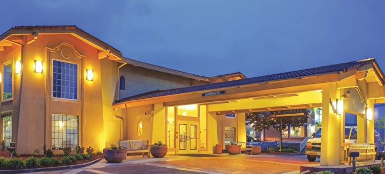莫林机场拉昆塔温德姆酒店(La Quinta Inn by Wyndham Moline Airport)图片