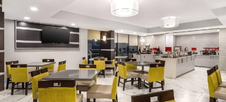 休斯顿能源西走廊贝斯特韦斯特优质必住优质酒店(Best Western Plus Houston Energy Corridor)图片