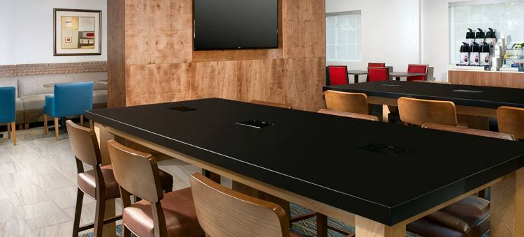 夏洛茨维尔智选假日套房酒店-鲁克斯维尔(Holiday Inn Express & Suites Charlottesville - Ruckersville)图片