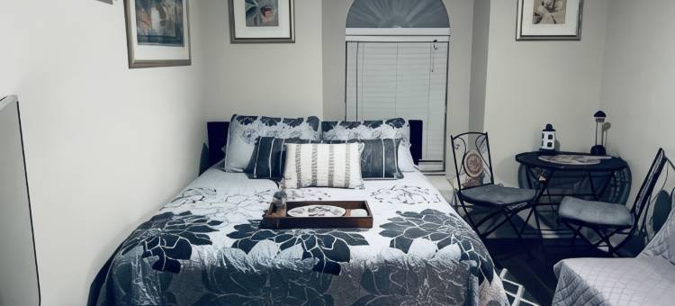 Ruskin FL Private 2 Bdrm 1 Bath Suite Common Areas Shared with Host图片