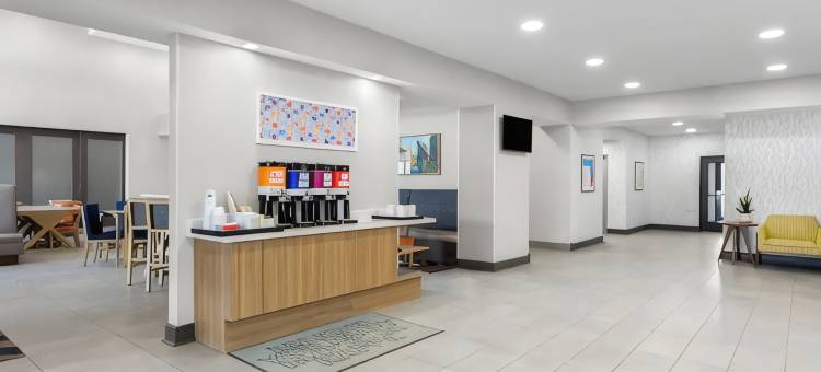 希尔顿欢朋套房酒店-芝加哥迪尔帕克(Hampton Inn & Suites Chicago Deer Park)图片