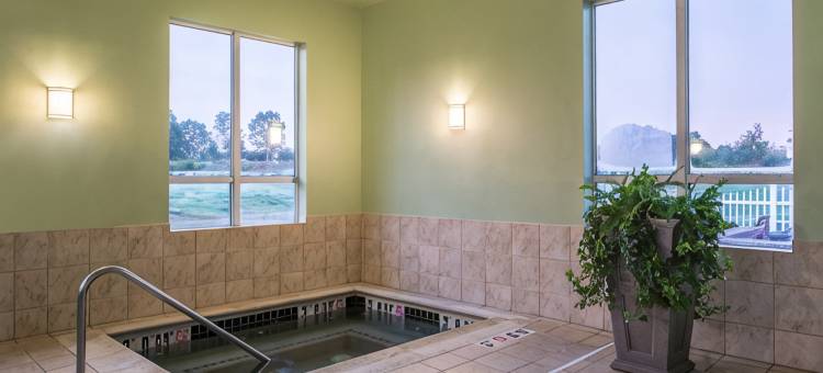 米斯蒂克-格罗顿地区洲际智选假日酒店(Holiday Inn Express MYSTIC - GROTON AREA by IHG)图片