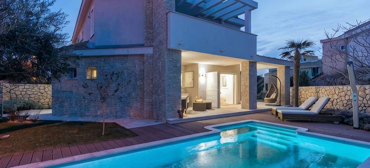 带游泳池的白玫瑰豪华别墅(Villa White Rose with Private Pool)图片