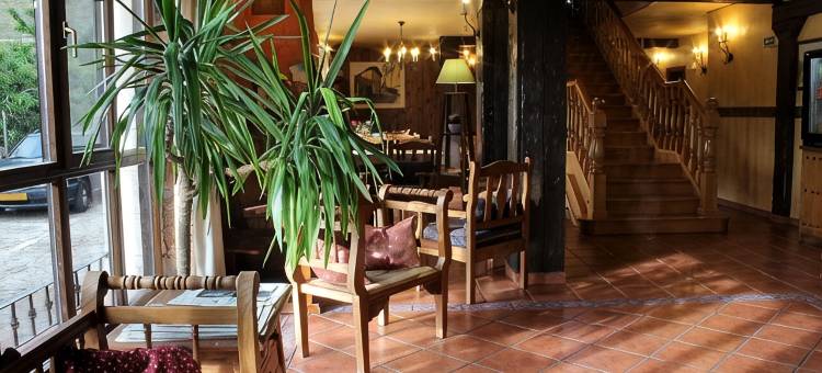 多纳沙茶酒店(Hotel Doña Sancha)图片