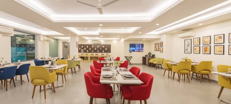 英德高尔夫球场扩建酒店(Inde Hotel Golf Course Extension, Gurgaon)图片