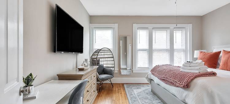 弗吉尼亚独特舒适现代农舍风里士满市中心度假屋(Unique Modern Farmhouse Comfort in the Heart of Richmond VA)图片