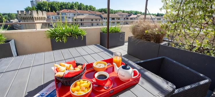宜必思亚维侬中心欧洲大桥酒店(Ibis Avignon Centre Pont de l'Europe)图片