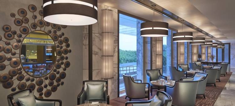 比拉斯布尔万怡酒店(Courtyard Bilaspur)图片