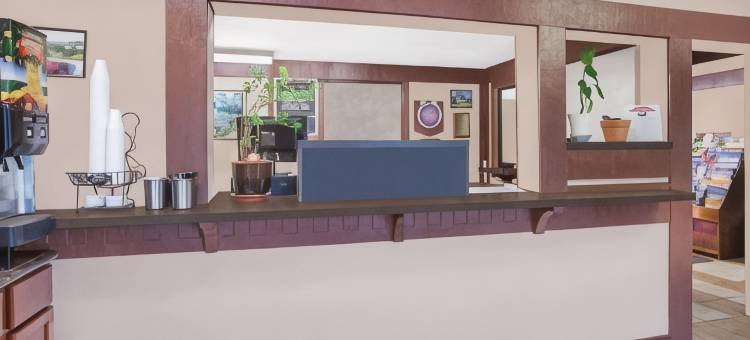 巴特尔克里克骑士酒店(Knights Inn Battle Creek)图片