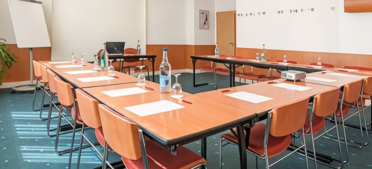 宜必思纳沙泰尔三湖酒店(Ibis 3 Lacs Neuchâtel)图片