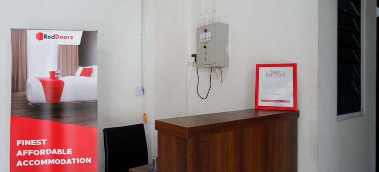 红多兹青年旅馆-近三宝垄古城(RedDoorz Hostel Near Kota Lama Semarang)图片