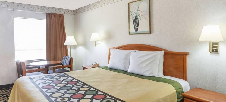 阿什本速8酒店(Super 8 by Wyndham Ashburn)图片