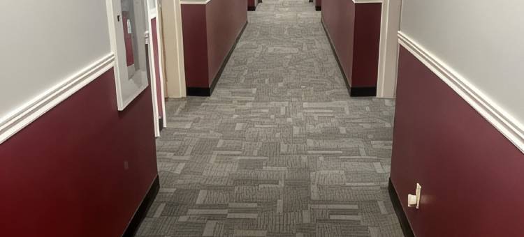 佛罗伦萨维尔旅馆，餐厅&游泳池(Ramada by Wyndham Florenceville)图片