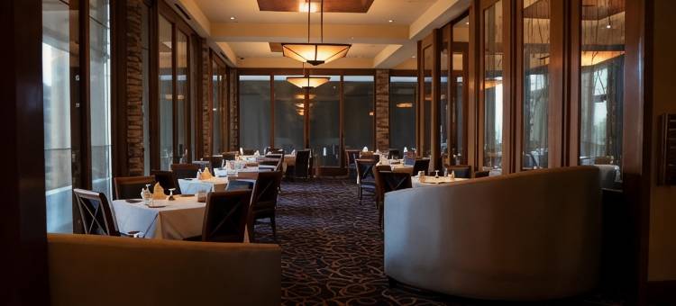 黑橡树 度假酒店(The Hotel at Black Oak Casino Resort)图片