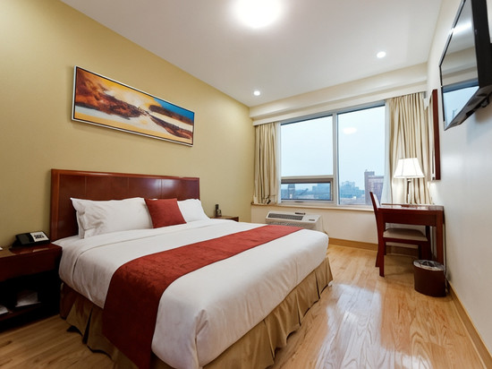 拉瓜迪亚机场亚洲酒店