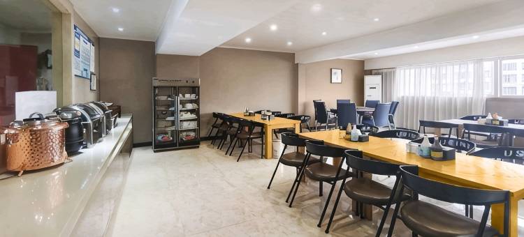漫舟·电竞酒店(德政公园店)图片