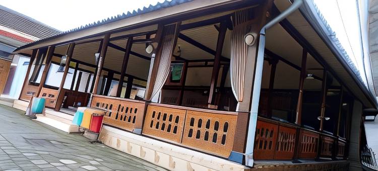 歌利亚丽曼山古农齐都尔旅馆(Griya Limasan Gunung Kidul)图片