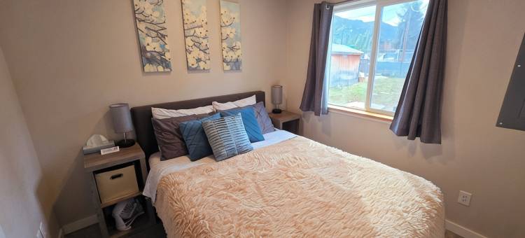 ❤ Bed & Breakfast Nook ❤ Fenced Yard ❤ Hot Tub ❤ Heated Floors ❤ Pet Friendly ❤图片