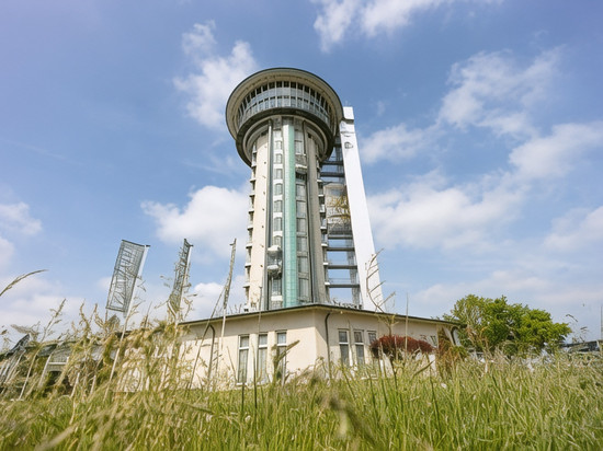 无限酒店和餐厅