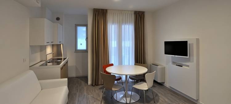 阿奇博尔迪BB公寓式酒店(BB Hotels Aparthotel Arcimboldi)图片