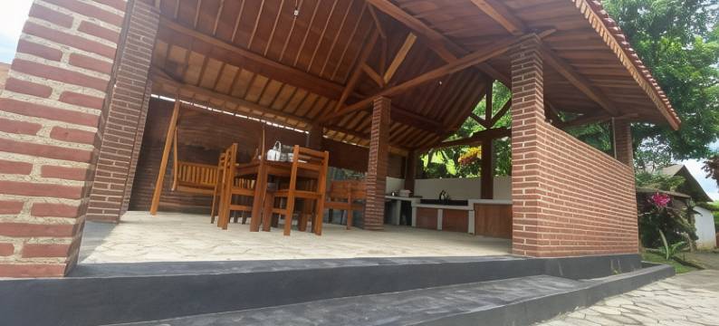 美庐贝提丽冒险民宿(Adventure Turtle Homestay Meru Betiri)图片