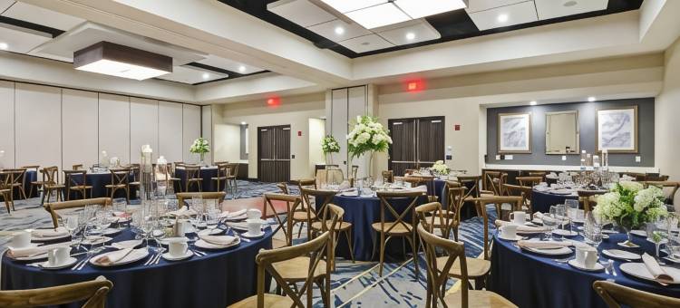 普兰菲尔德印第安纳波利斯机场希尔顿安泊酒店(Embassy Suites by Hilton Plainfield Indianapolis Airport)图片