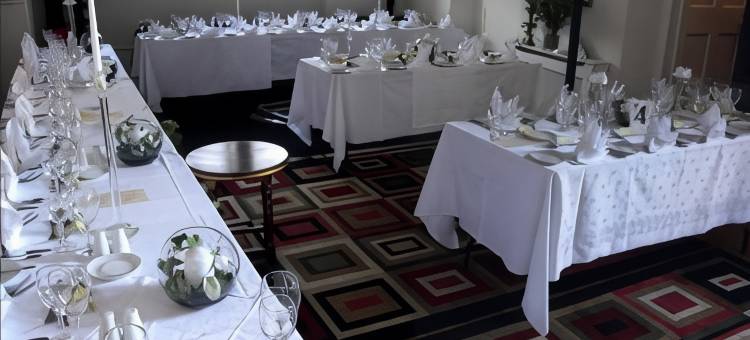 查格福德环球旅馆(The Globe Inn)图片