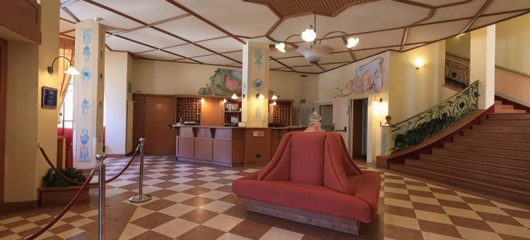 莱尼奥桥皇宫酒店(Palace Pontedilegno Resort)图片