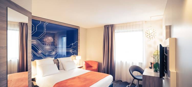 浮图罗斯科普阿克蒂斯美居酒店(Hôtel Mercure Poitiers Site du Futuroscope)图片