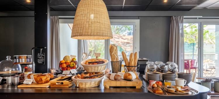 贝桑松西部法里恩城堡康铂酒店(Hotel Campanile Nature - Besançon Ouest Chateaufarine)图片