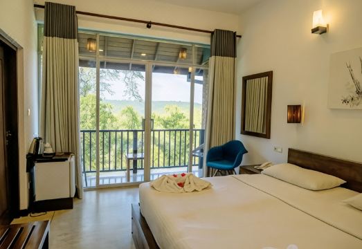 Somerset Mirissa EcoHotel Overview