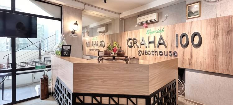 超级OYO Capital O 3905 Graha 100清真宾馆(Super OYO Capital O 3905 Graha 100 Guest House Syariah)图片